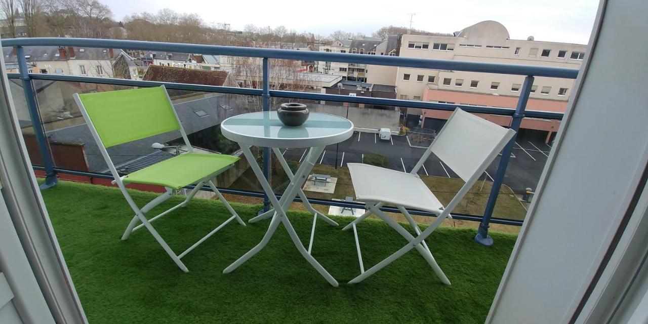 בורז'ה T3 Bord Centre Ville - 4Eme Etage - Fetes Interdites מראה חיצוני תמונה